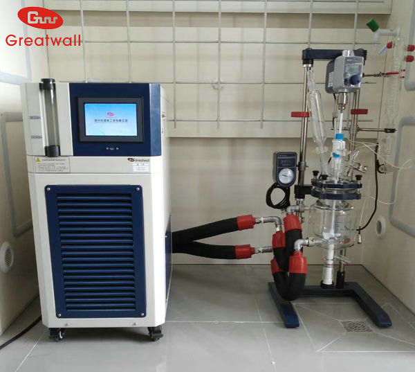 反應(yīng)釜高低溫一體機(jī)