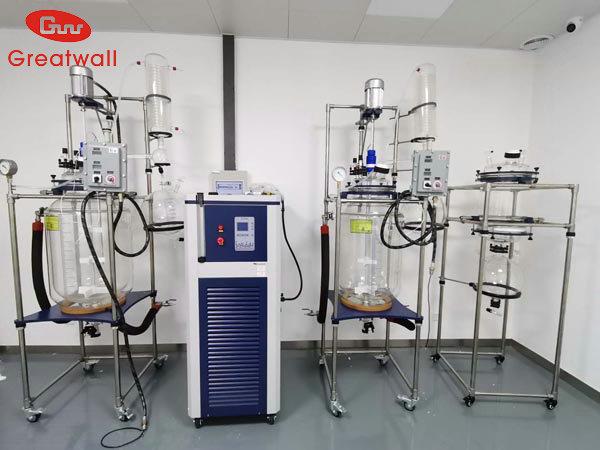 鄭州長城科工貿(mào)高低溫一體機