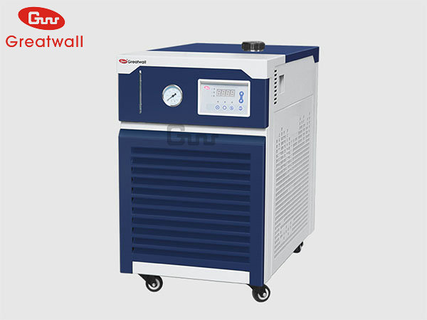 低溫制冷循環(huán)器廠家