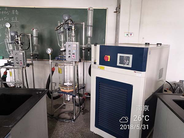 -40℃~200℃高低溫冷熱一體機(jī)特點(diǎn)