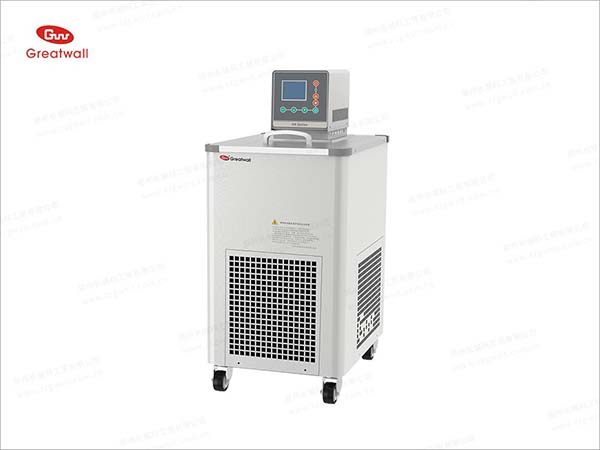 恒溫循環(huán)器