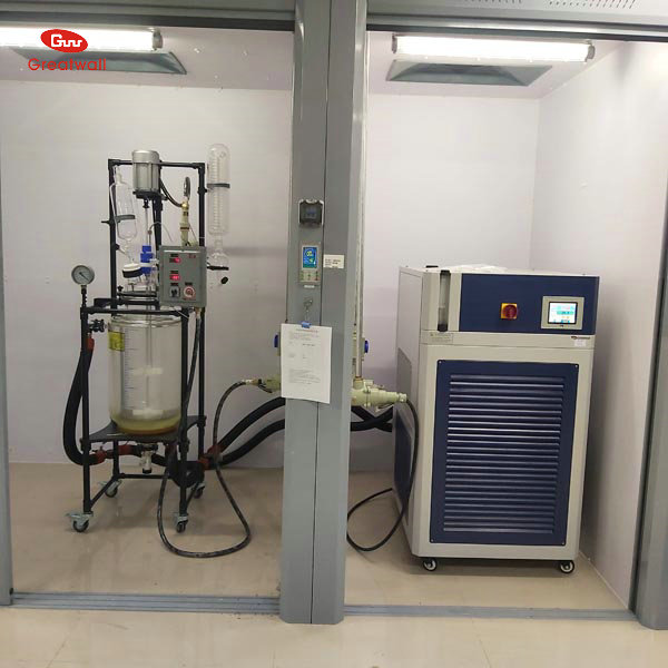 高低溫循環(huán)裝置配套反應(yīng)釜